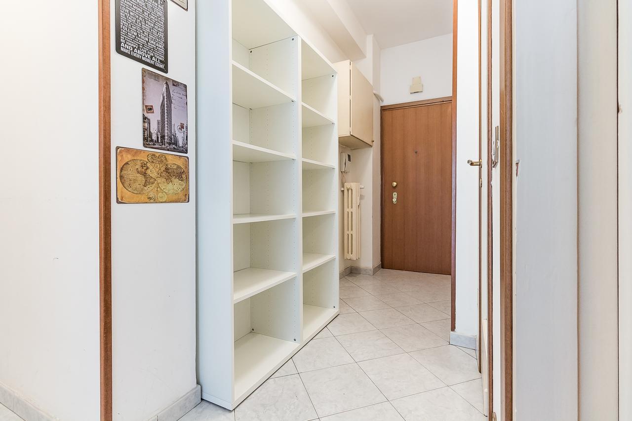 Appartamento Alessia'S Flat- Darsena Porta Genova M2 Milano Esterno foto